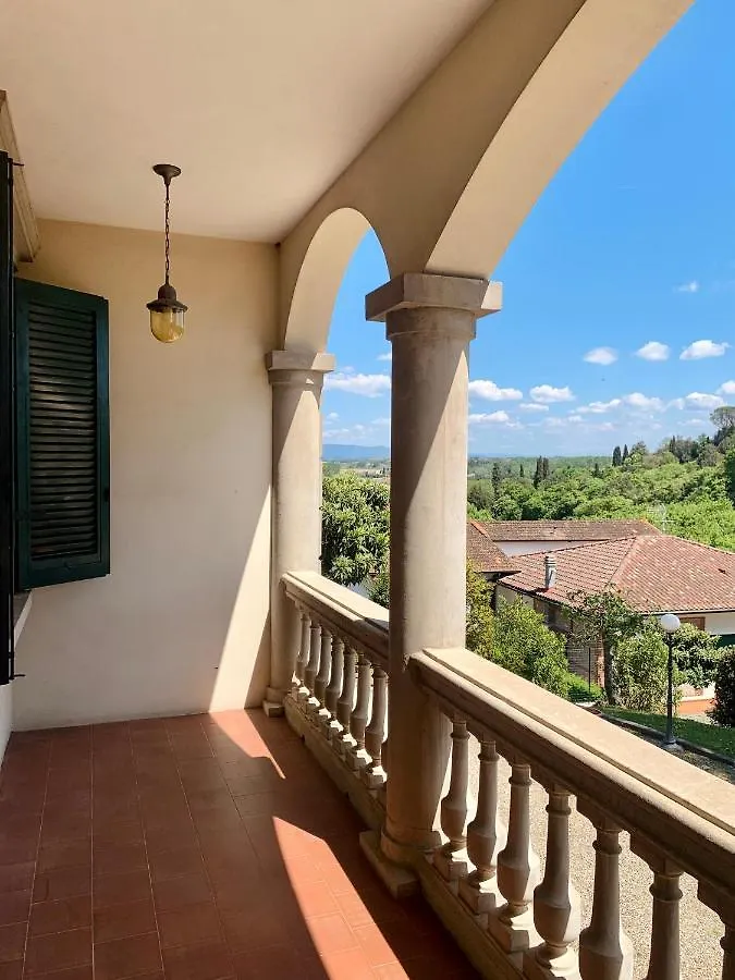Villa Dei Pini Montopoli in Val dʼArno